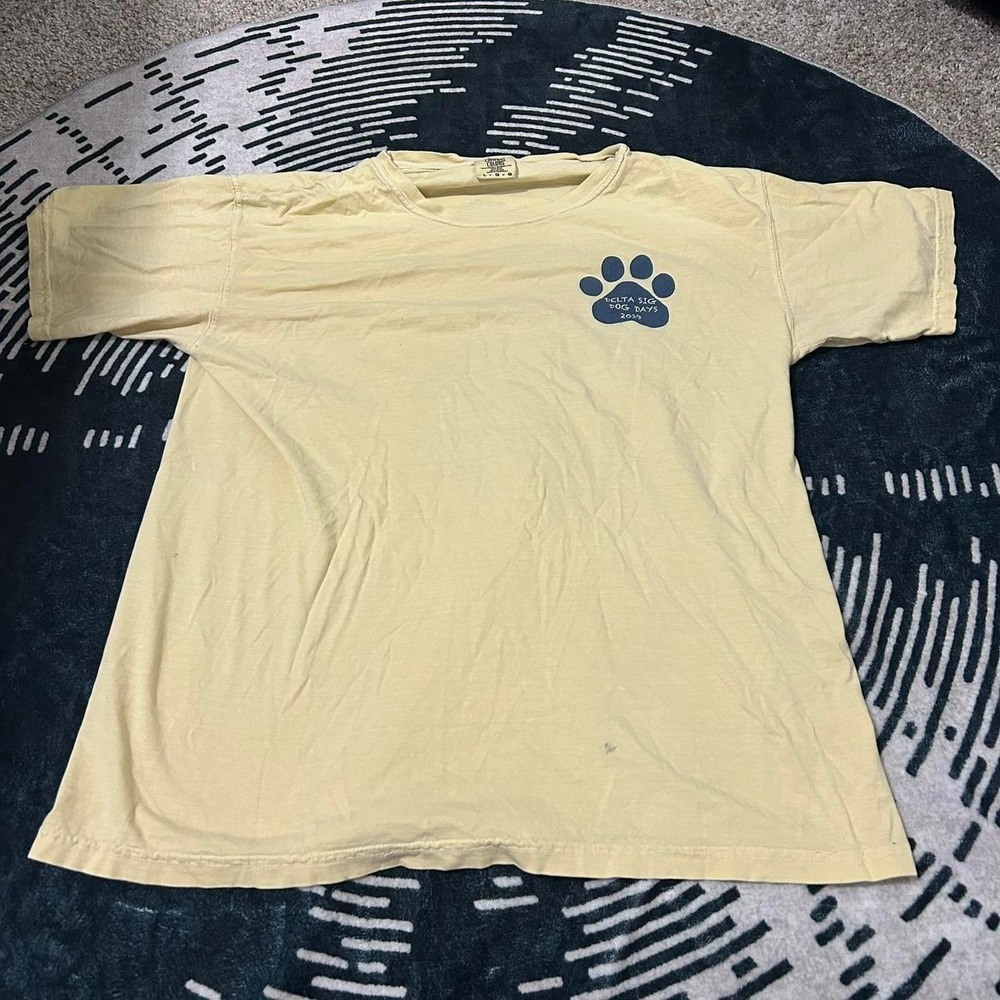 Delta Sigma Phi Gamma Alpha Dog Days cream t-shirt‎ Size L